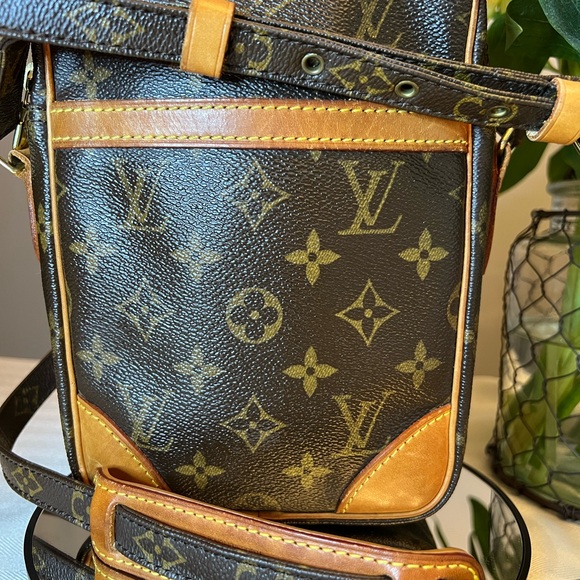 LOUIS VUITTON Danube Monogram Crossbody Bag - Picture 14 of 14